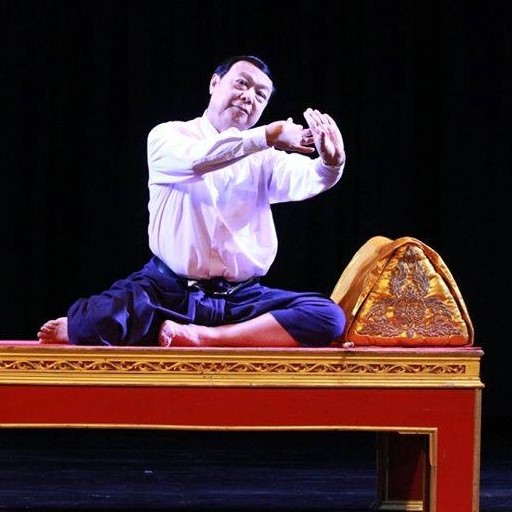 ไพฑูรย์ เข้มแข็ง