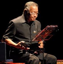 แจ้ง คล้ายสีทอง