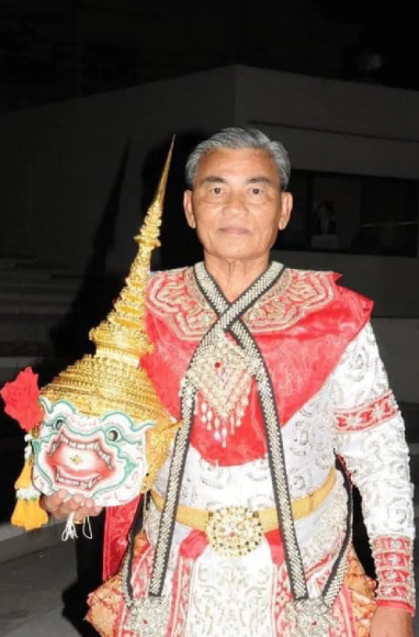 ประสิทธิ์ ปิ่นแก้ว