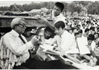 ก่อตั้งพรรคกิจสังคม